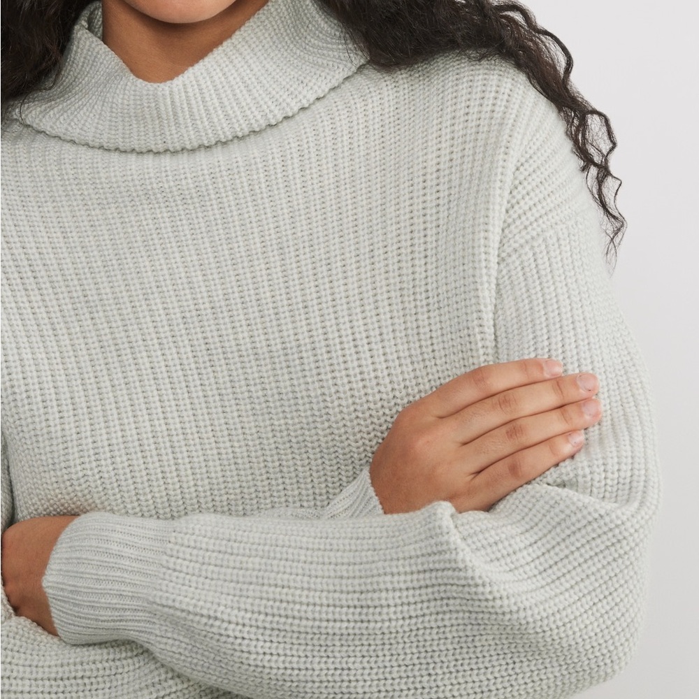 ❤️SOLD❤️Wilfred Montpellier Sweater - Picture 2 of 7